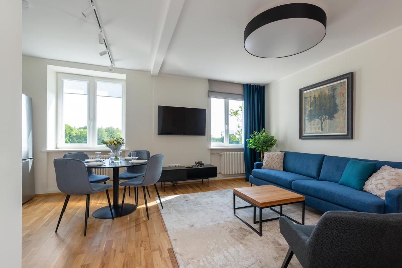 Old Town Luxury Penthouse Apartment With Emajogi View 塔尔图 外观 照片